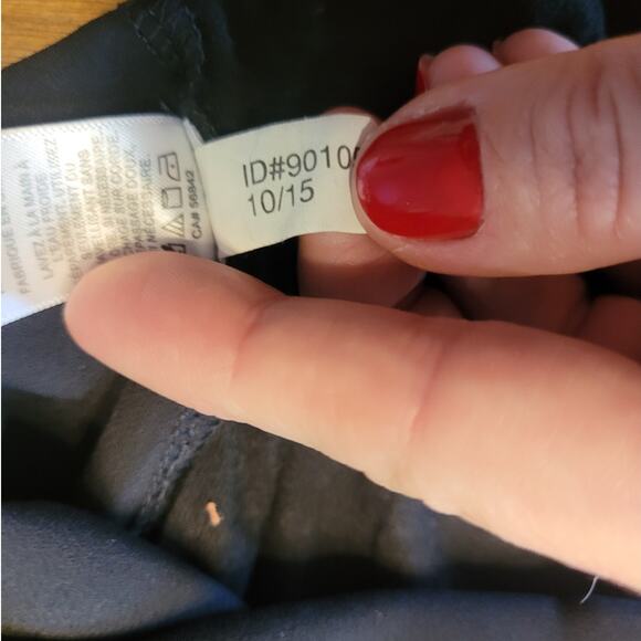 EXPRESS Black Lace Racerback Tank Top Medium GUC Feminine Elegant - Picture 5 of 7